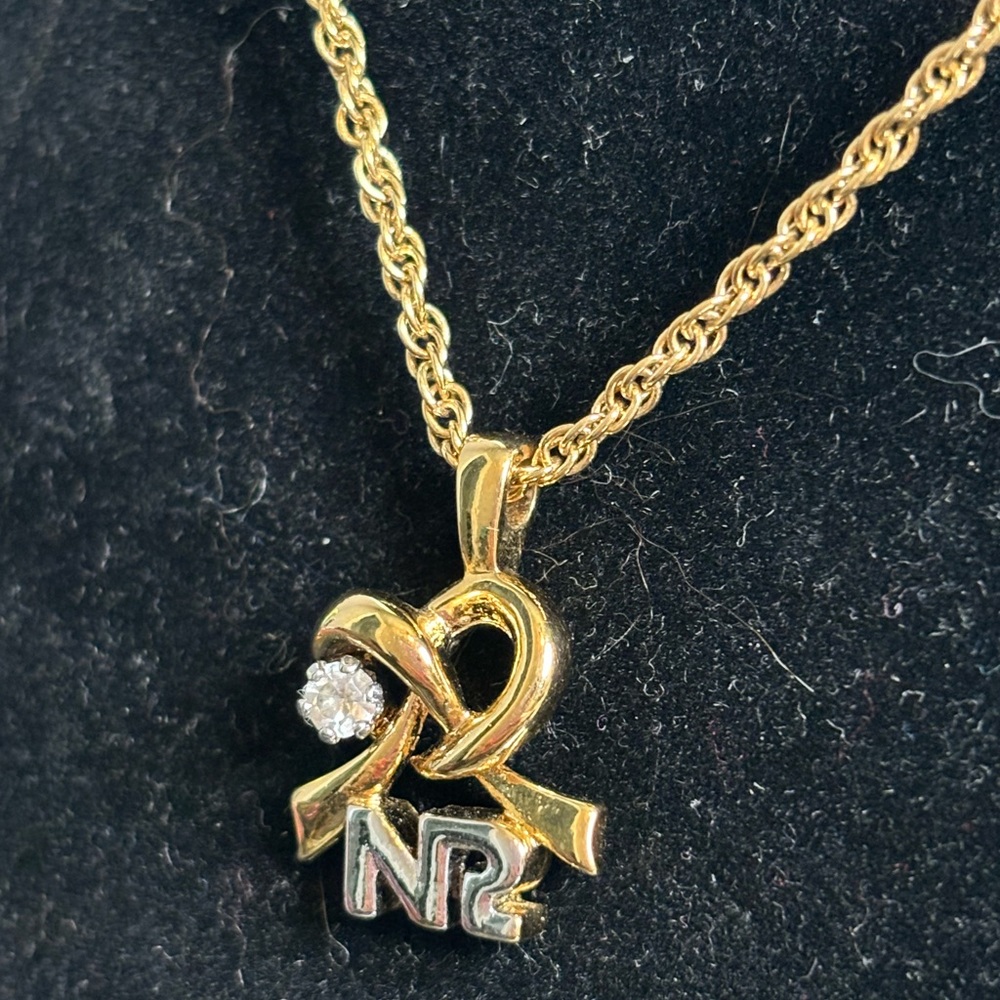 Nina Ricci vintage necklace. In excellent condition. Stud on knot 7.5” - Picture 4 of 4